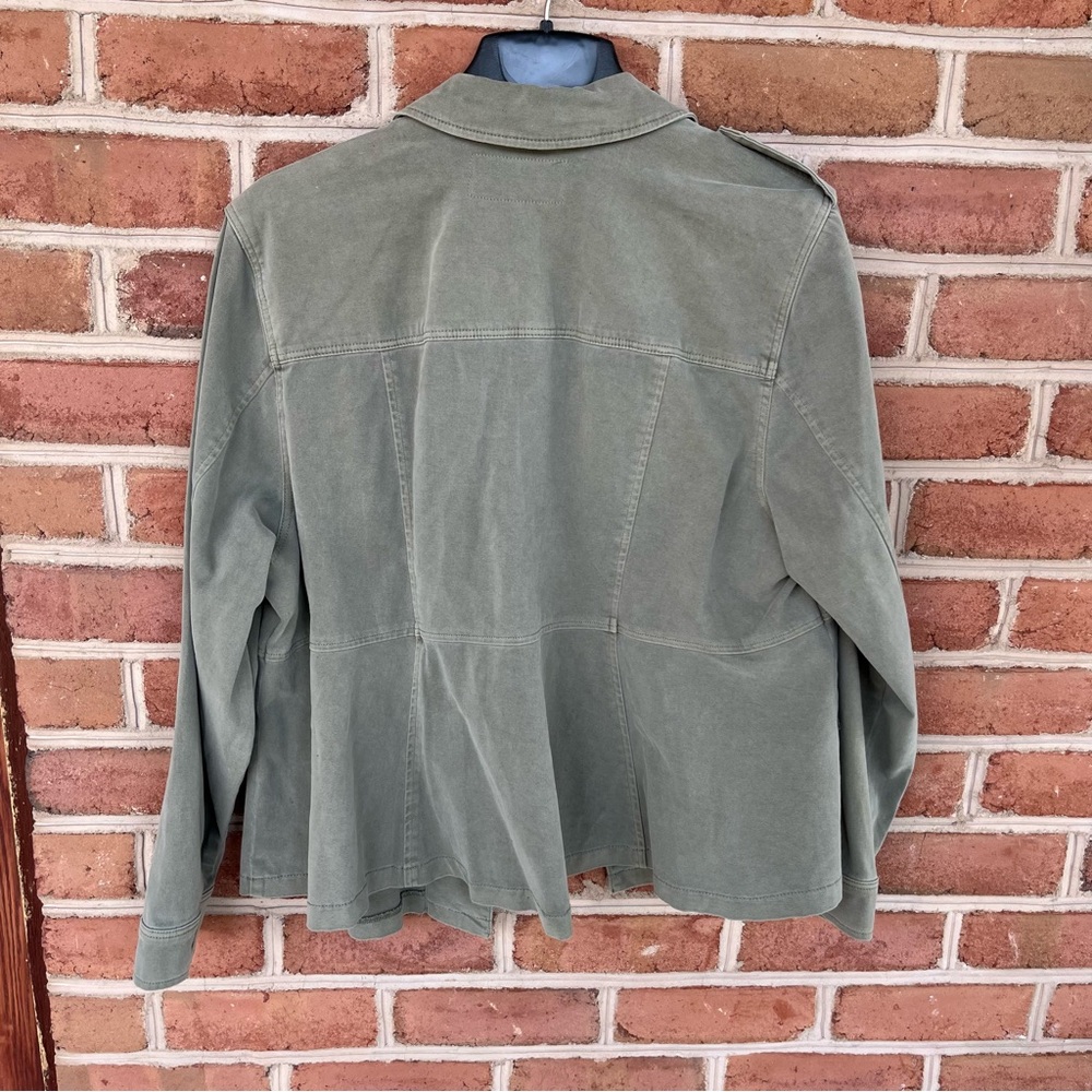 Light olive tility jacket, cotton spandex blend -torrid 3X - Picture 3 of 8